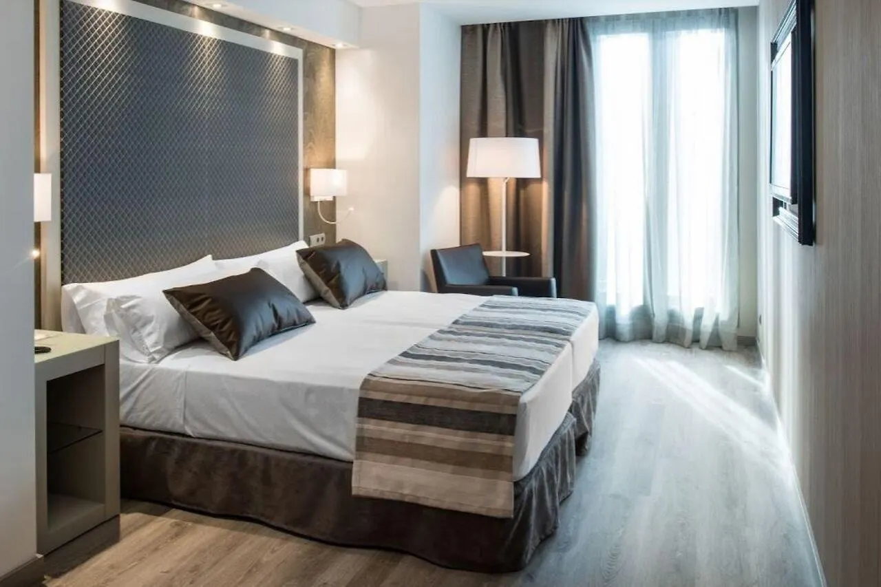 Отель Catalonia Square 4* Sup Барселона