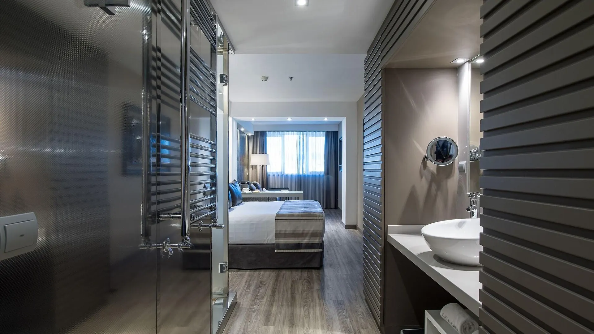 Отель Catalonia Square 4* Sup Барселона