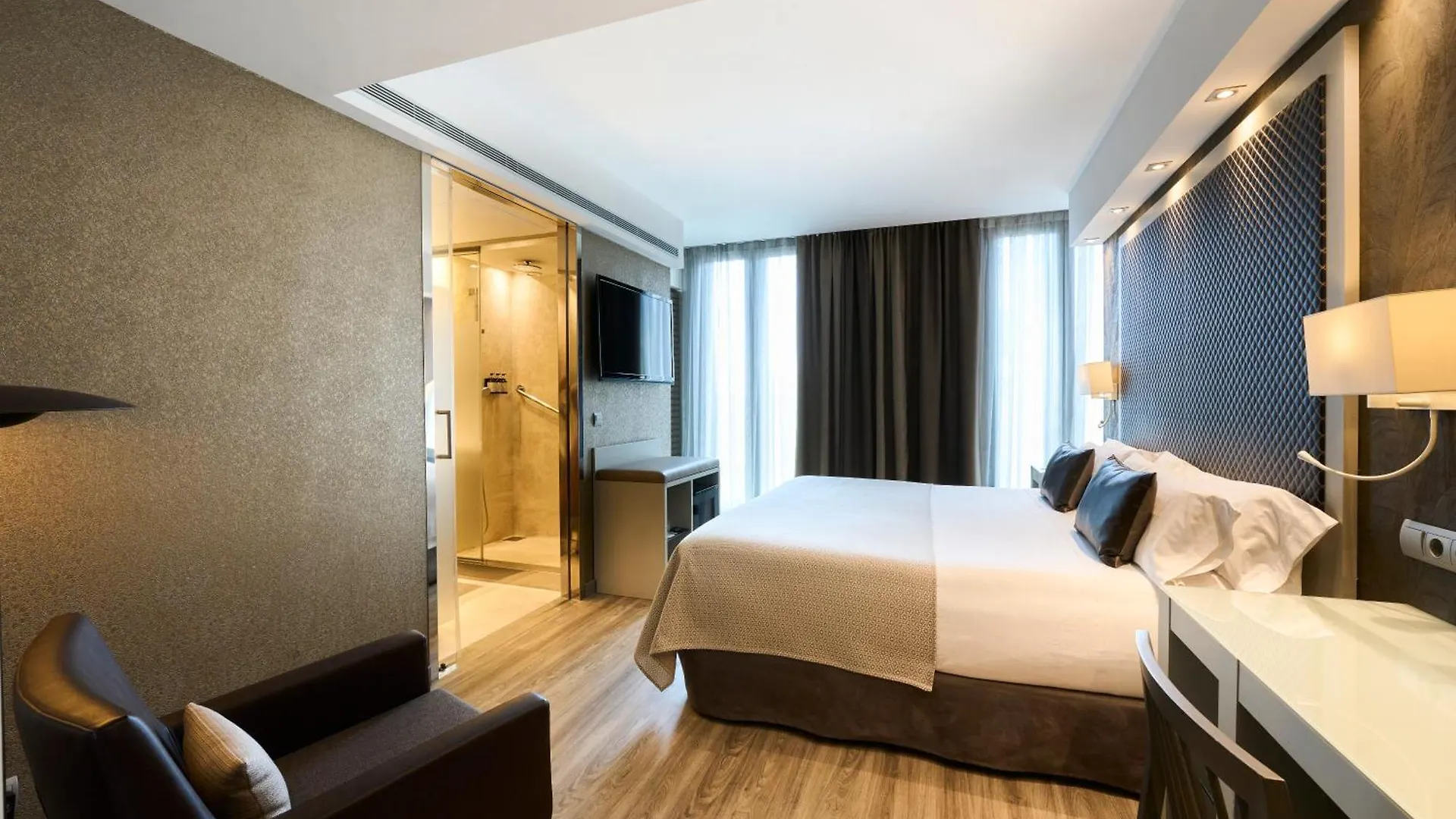 Отель Catalonia Square 4* Sup Барселона 4*,