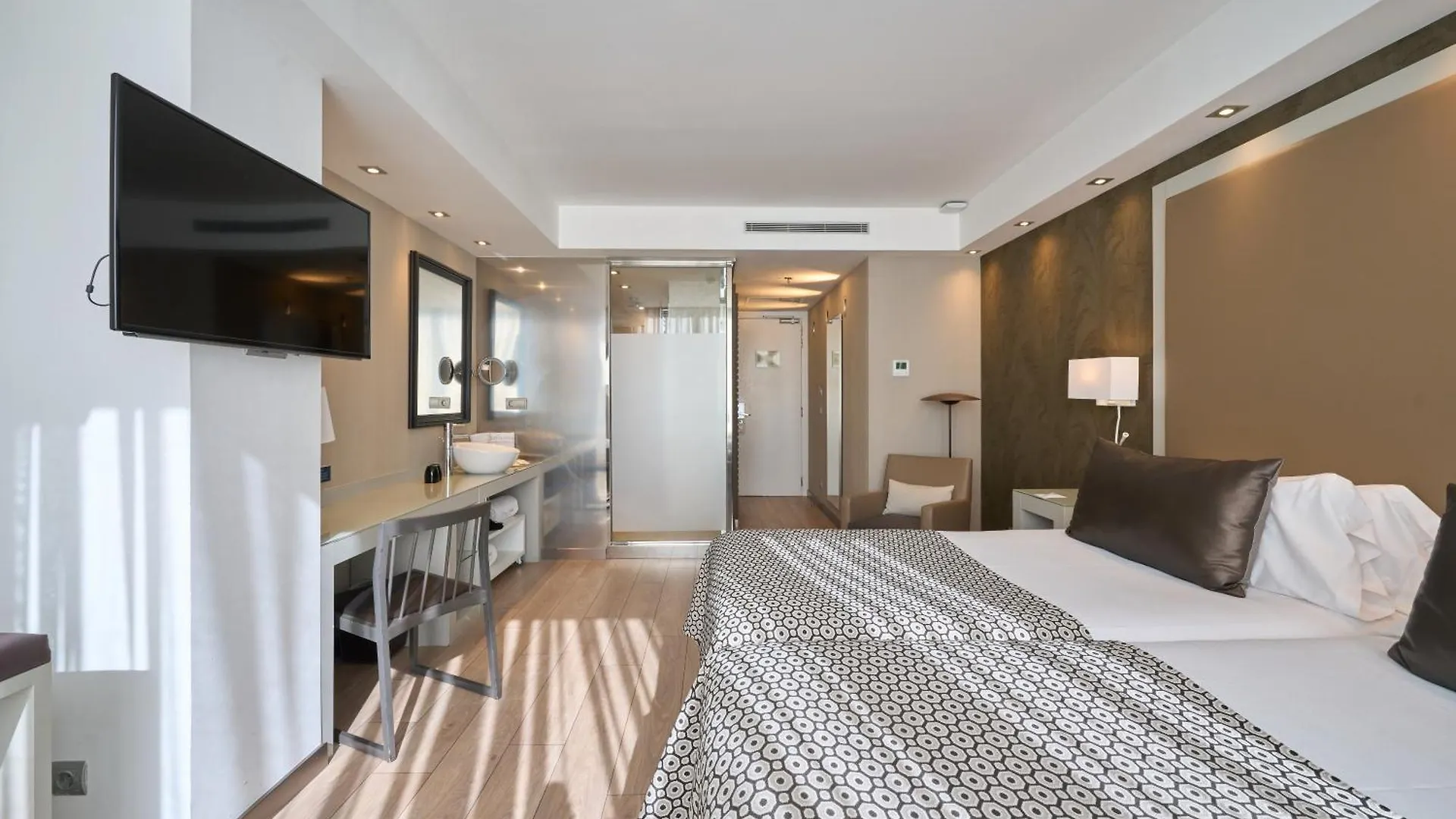 Отель Catalonia Square 4* Sup Барселона Испания