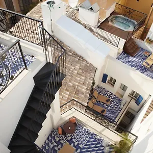 تحقق من التوفر